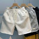 Fashion Personality Wave Pattern Shorts Men