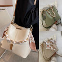 New Autumn And Winter Women's Crossbody Fashion Casual