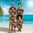 A Family Of 4 Vacation Travel Hawaii Parent-child