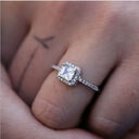 Women's square round diamond ring Creative micro-set zircon