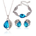 The bride headdress three set of European