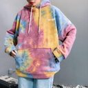 Tie-dye hoodie with loose