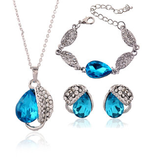 The bride headdress three set of European