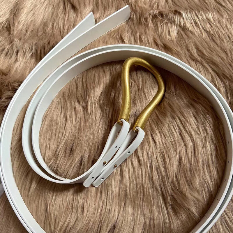 Retro gold copper buckle temperament belt women