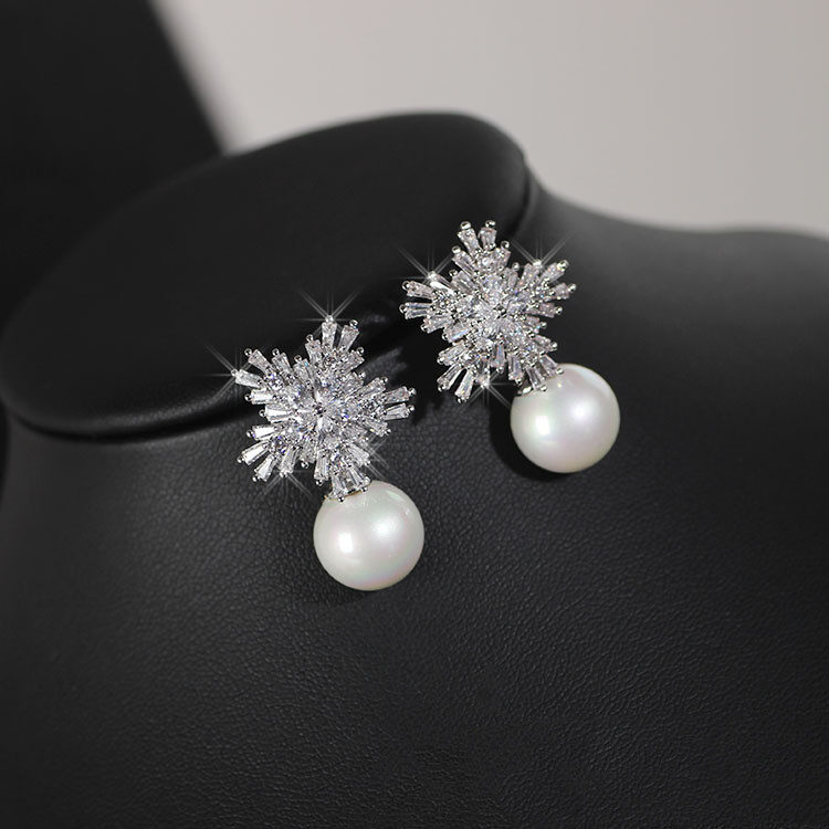 Korean temperament luxury high-grade pearl necklace earrings set