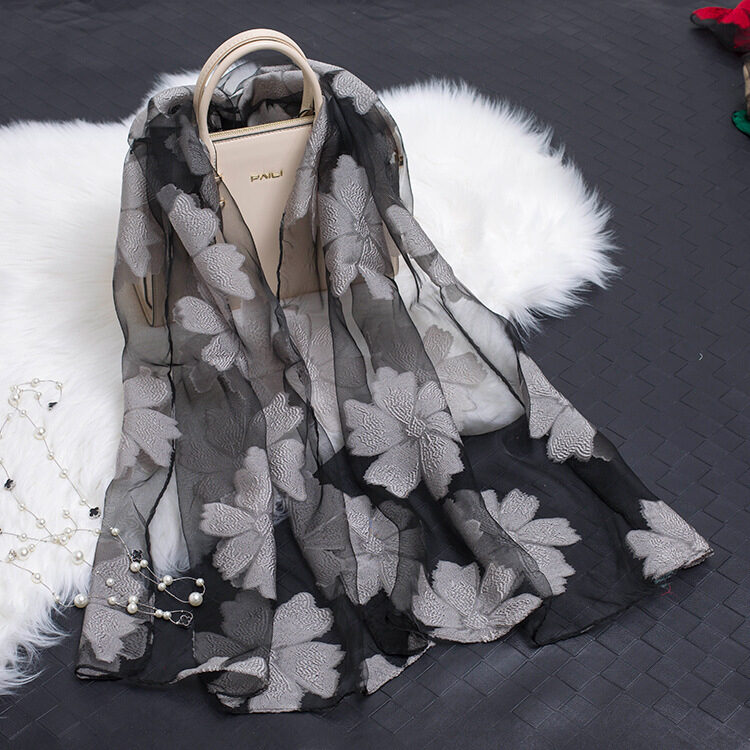 Cut flowers hollow silk scarf simulation