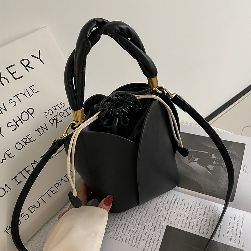 Fashion Women's Bag Messenger Retro Single Shoulder Bucket