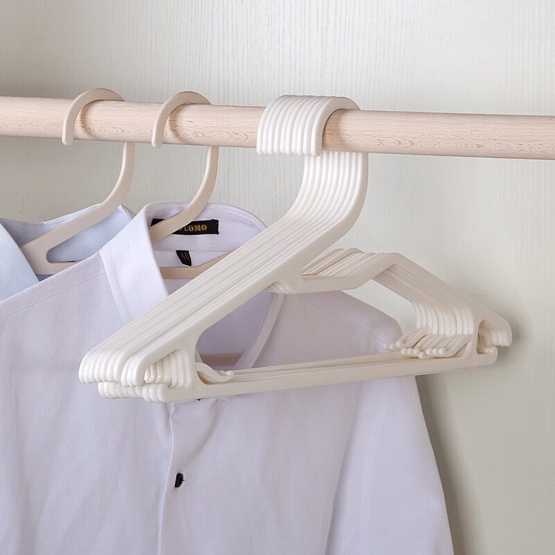 Plastic Seamless Clothes Hanger For Hanging Rack