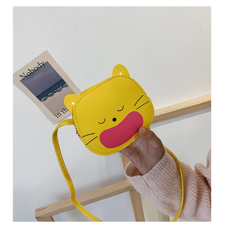 Fashion Princess One-Shoulder Messenger Bag Cute Boys