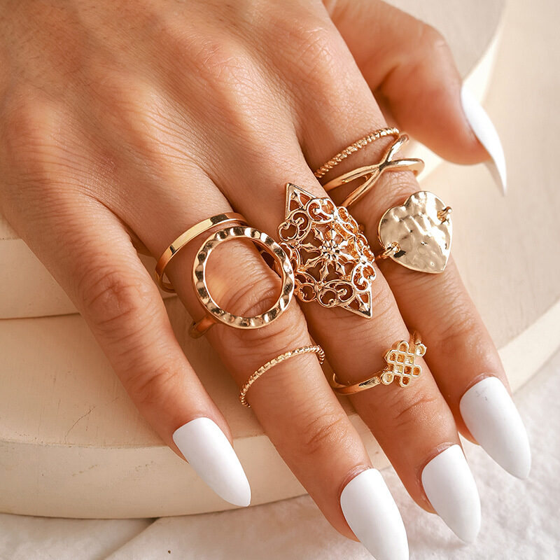 Vintage Popular Lotus Snake-Shaped Ring 8-Piece Diamond Set