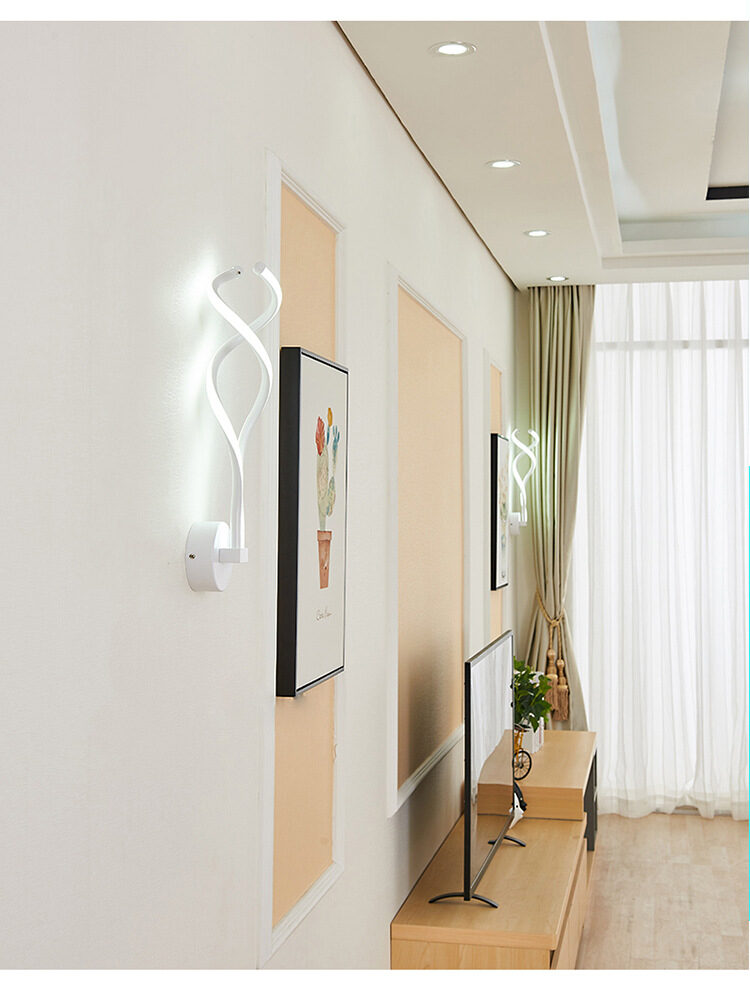 Simple And Creative Led Wall Lamp Musical Note