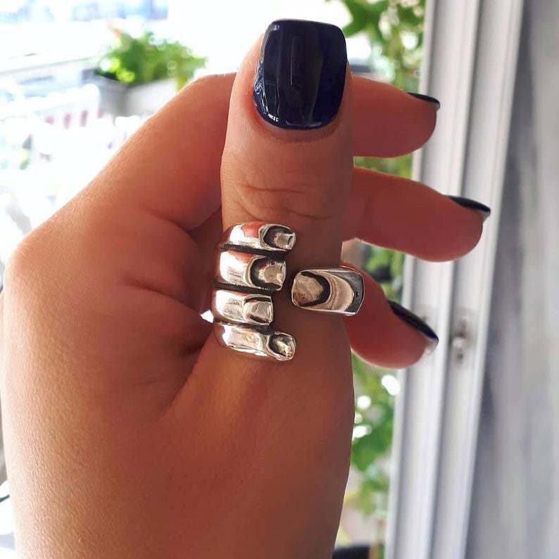 Gothic Carved Hand Rings For Women Men Cuff