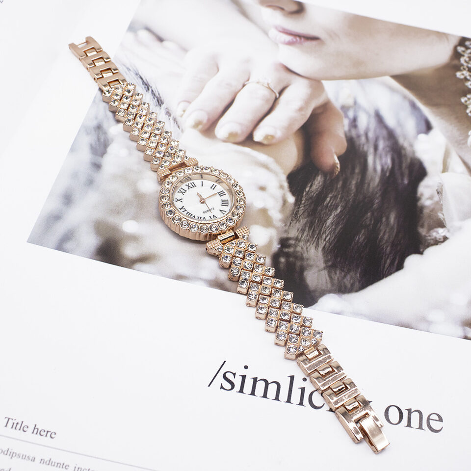 Wristwatch Bracelet Ladies Watch Fashion Diamond Set