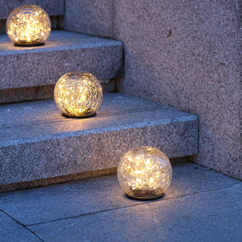 Cracked Glass Ball LED Solar Light Power Garden