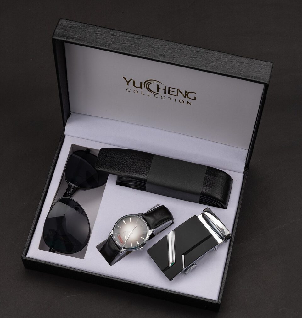 WatchCreative Valentine's Day Gifts Men's Suit Belt Glasses