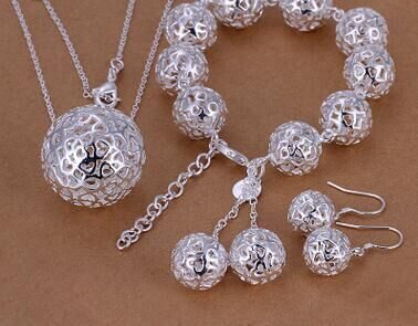 Exquisite Jewelry Silver-plated Three-dimensional Ball Pendant