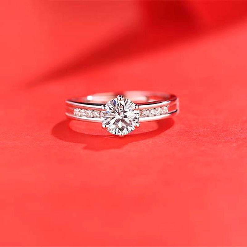 Female Ring Imitation Moissan Diamond