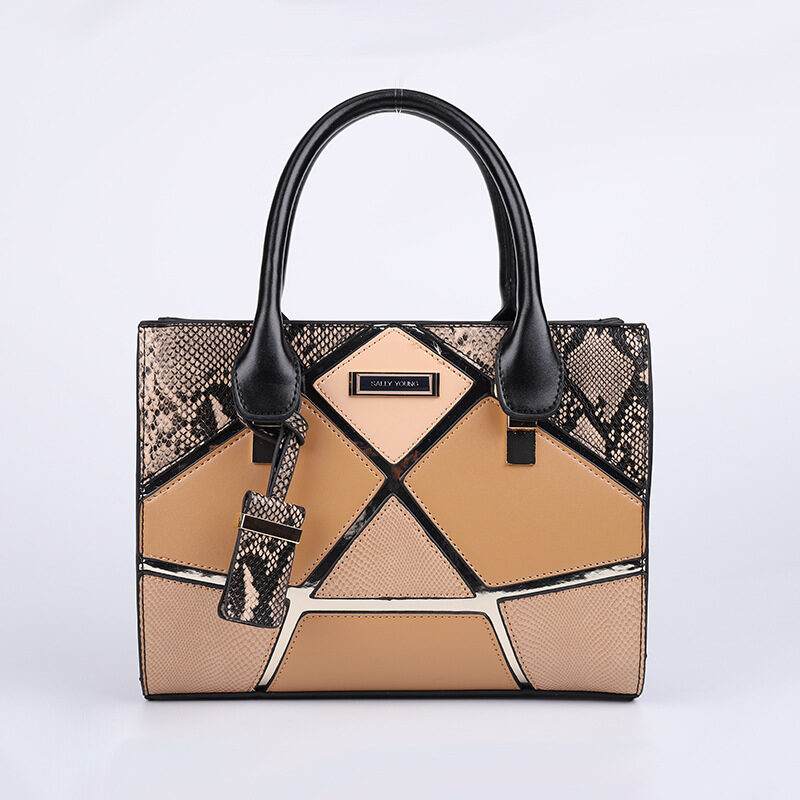 Large-capacity Fashion Trends