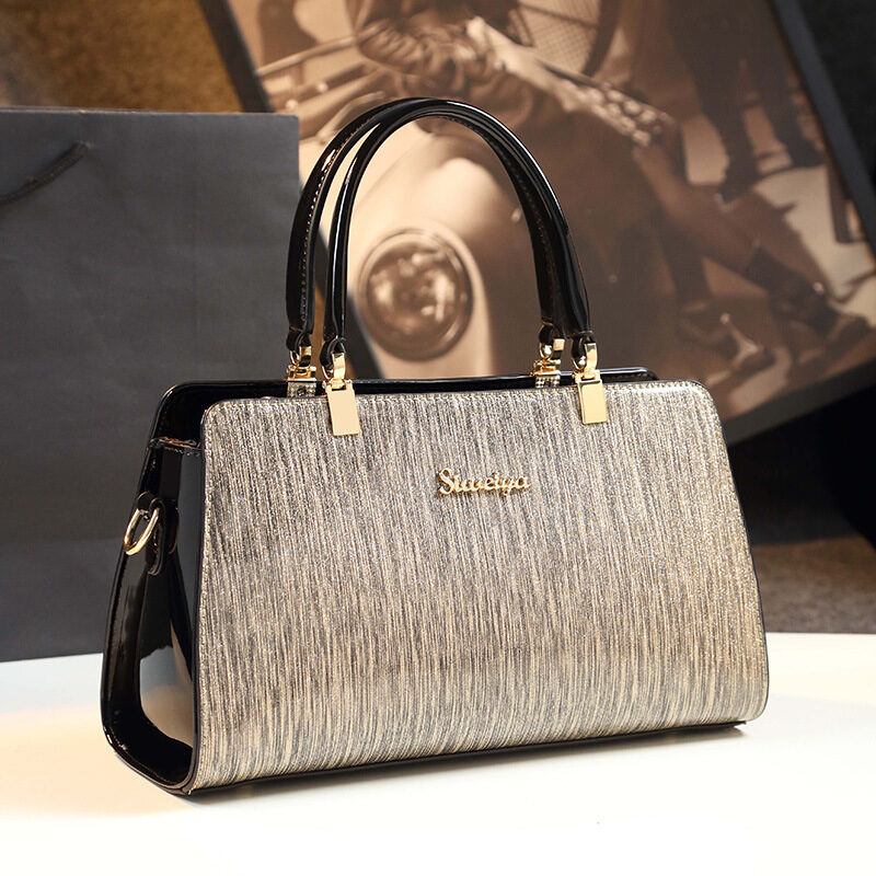 Trendy Mother Atmosphere Middle-aged Messenger Handbag Simple One-shoulder