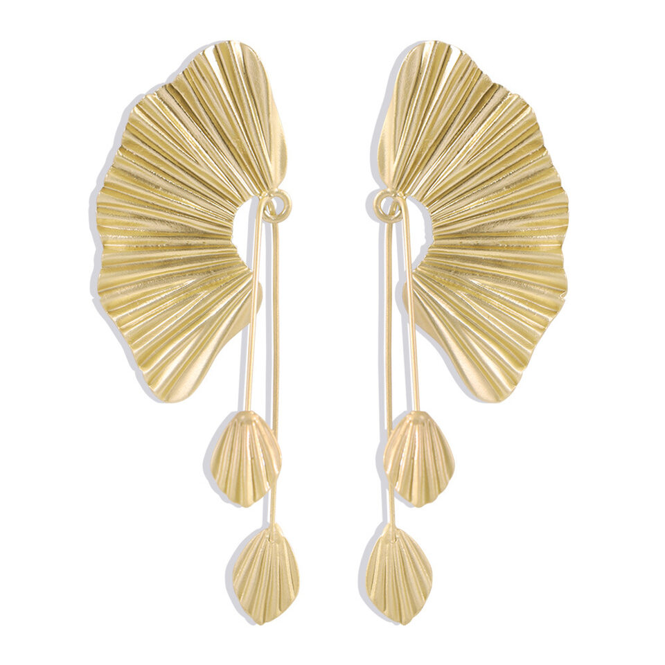 Scallop Earrings Leaf