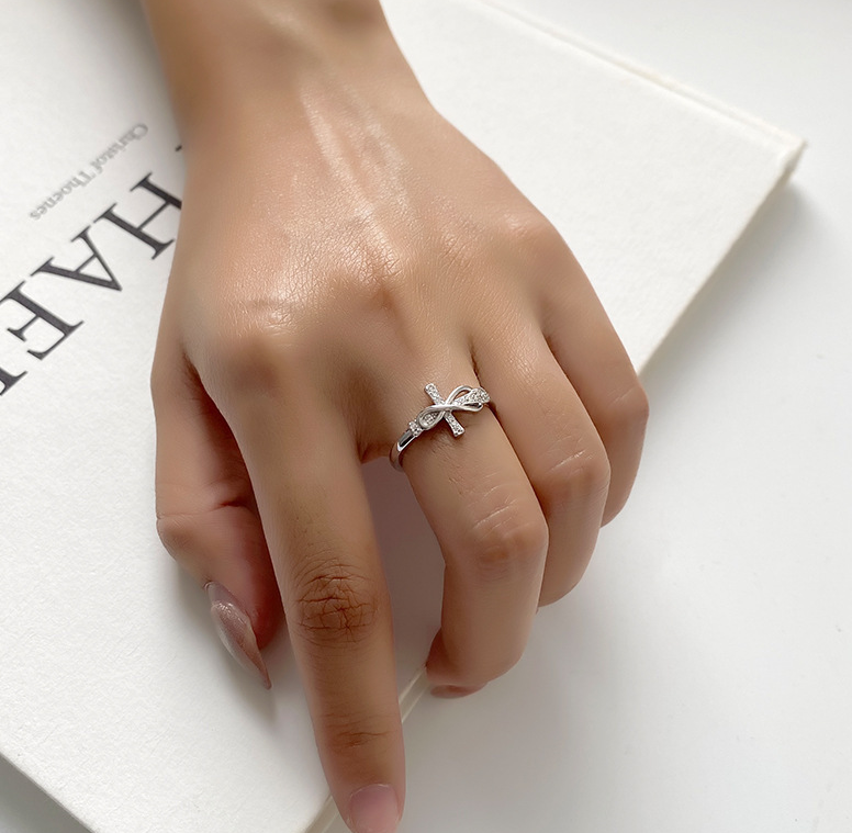Simple Color Matching Copper Ring Fashion Cross Evil