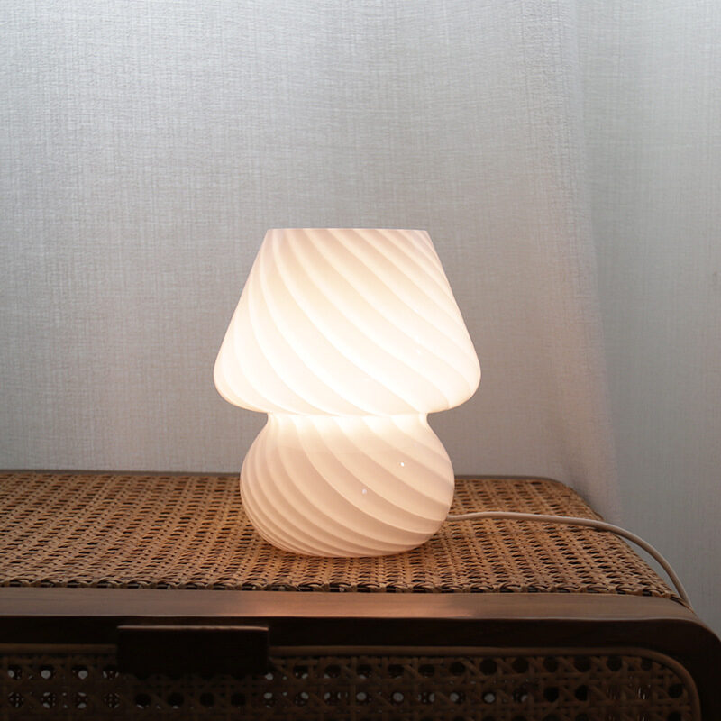 Ins Retro Glass Table Lamp Net Red Small