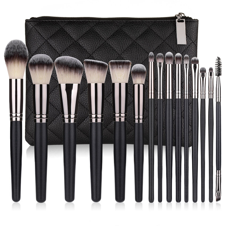 15 Makeup Brushes Set Full Matte Black Tools