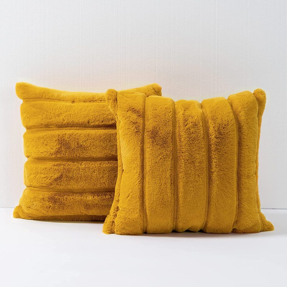 Living Room Sofa Cushions Bedside