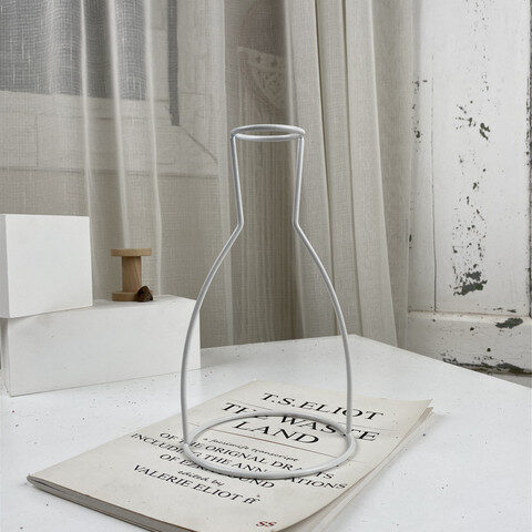 White Retro Iron Line Table Flowers Vases Nordic