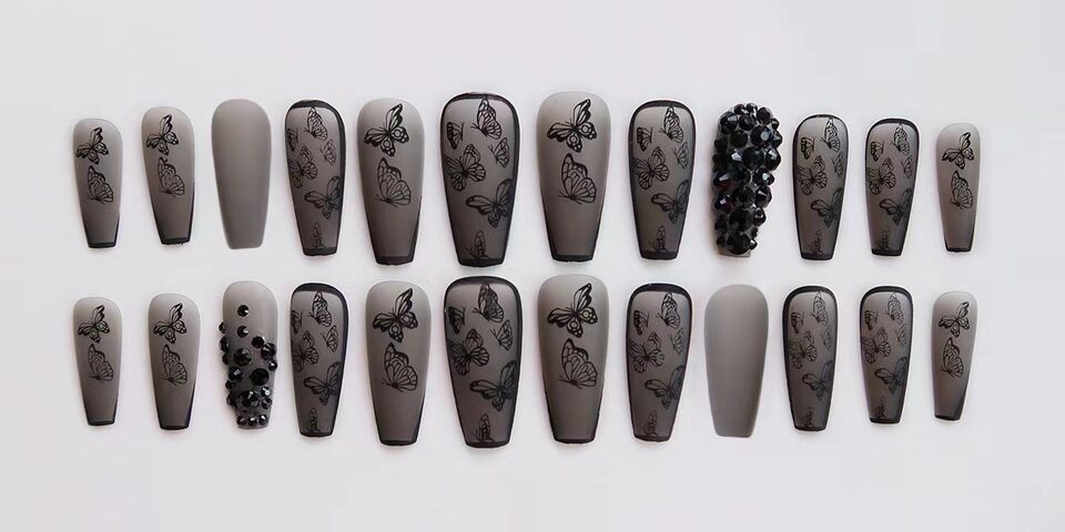 Phantom Dark Butterfly Fake Nails Long T Finished