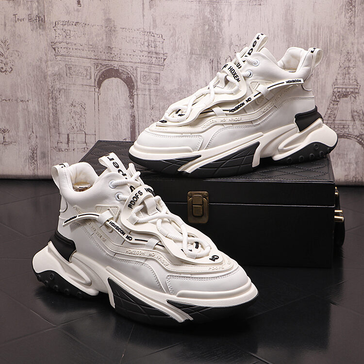 Korean Version Of The Personality Lace-up Old Man