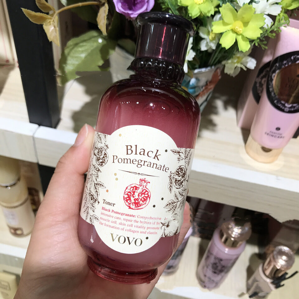 Pomegranate Skin Care Moist Soft Moisturizing Water