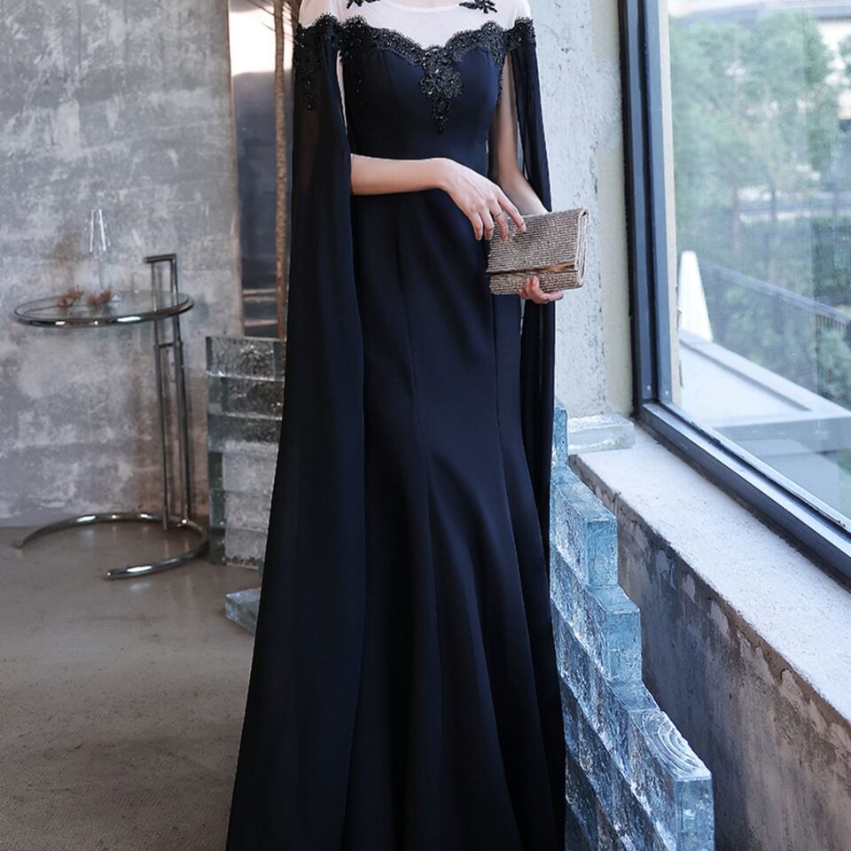 Black Evening Dress For Women With A High-end