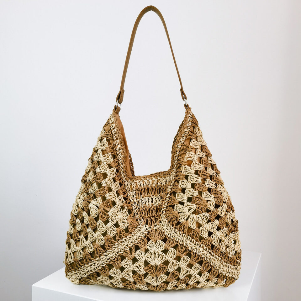 Women's Fashion Handmade Straw Woven Hollow Contrast Color