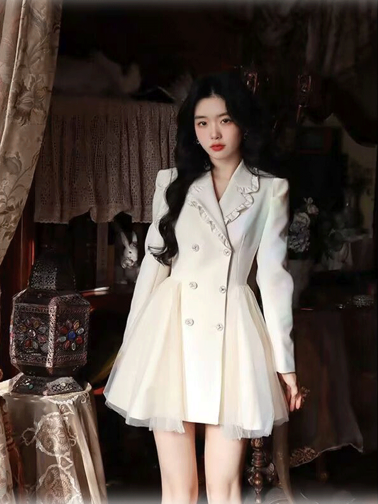 Pengpeng White Suit Dress Waist Up Fairy Short