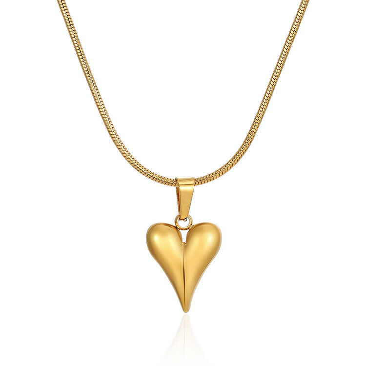 Retro Heart-shaped Necklace Stainless Steel Personalized Love