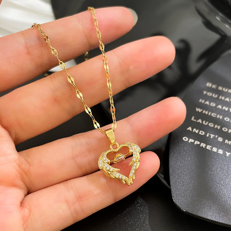 Love Smart Necklace Female Phenix Dance