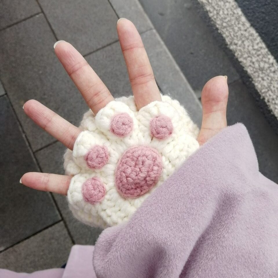Cat's Paw Gloves Handmade Wool Woven Half Finger