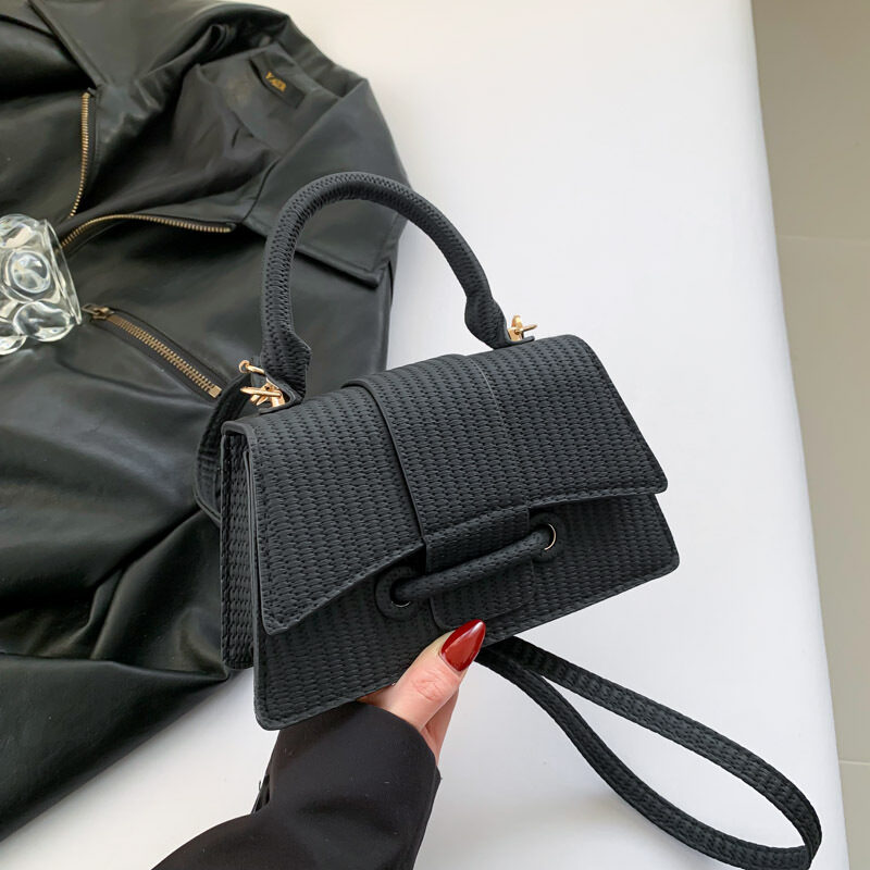 French Fashion Casual Simple Western Style Shoulder Messenger