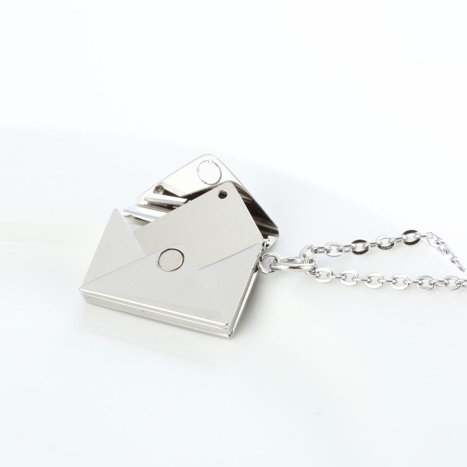 Peach Heart Envelope Necklace Couple Female Secret Hidden