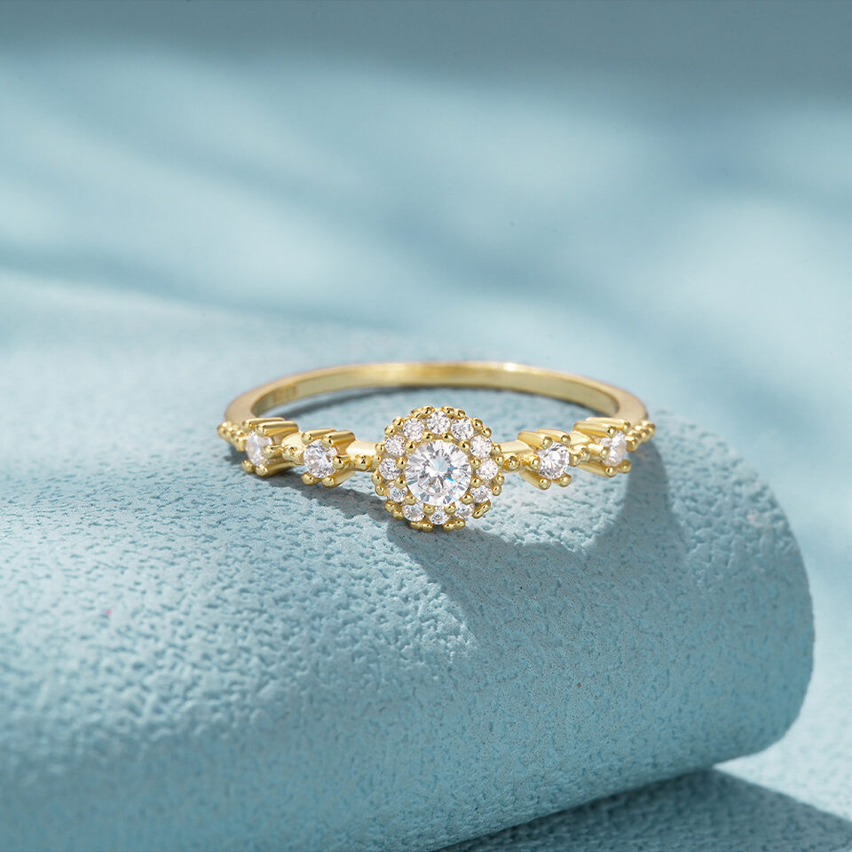 European And American Entry Lux Flower Rhinestone-embedded Closed