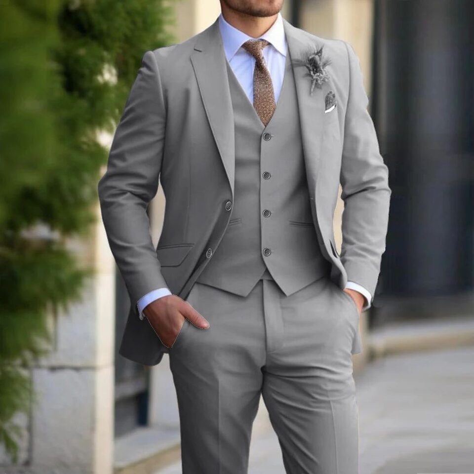 Brand Classic Men Suit 3 Pieces Fashion Slim