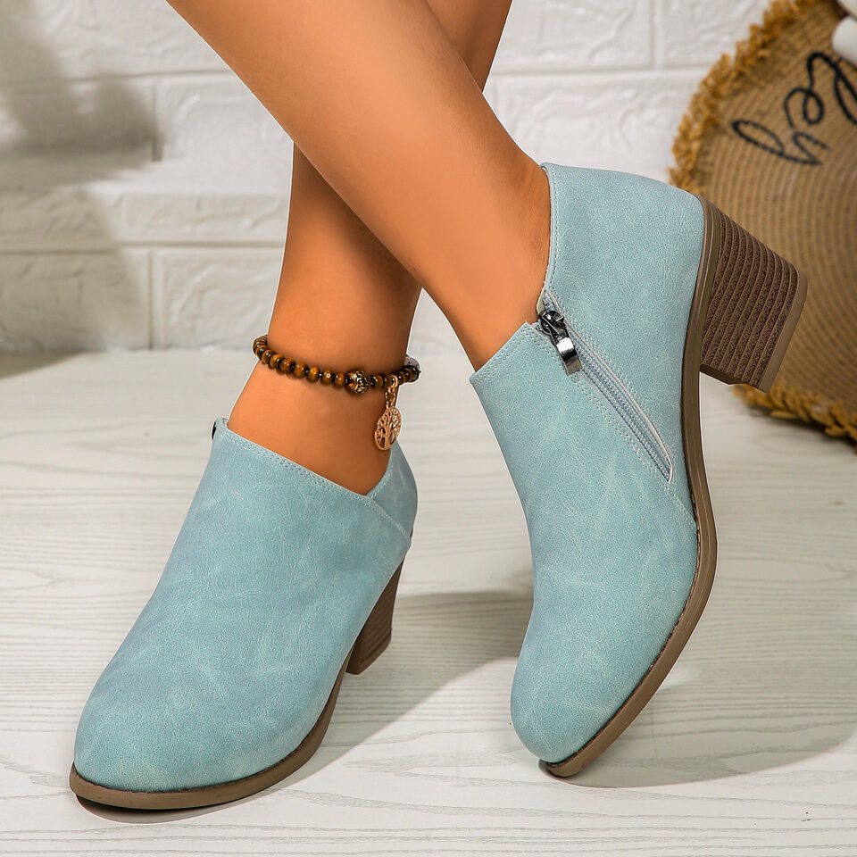 Chunky Heel Round Toe Ankle Boots With Side