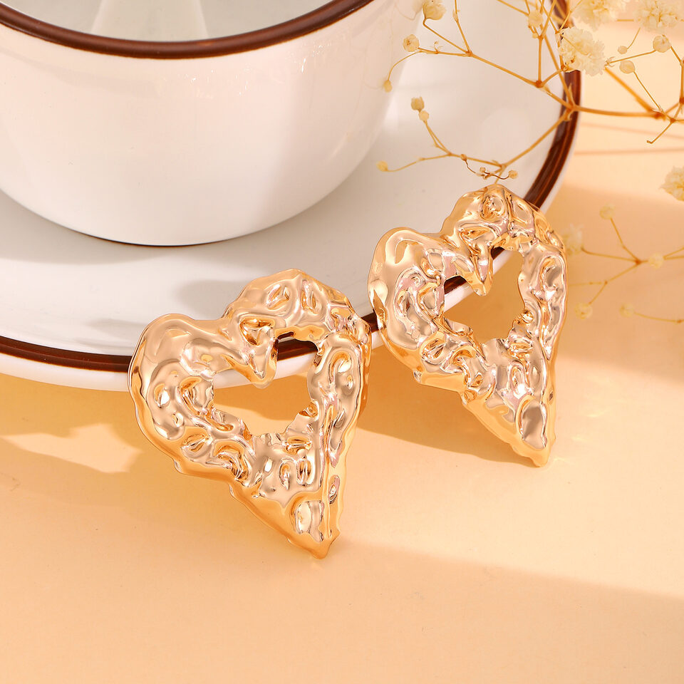 New Pleated Lava Hollow Heart-shaped Earrings Personality Exaggerated