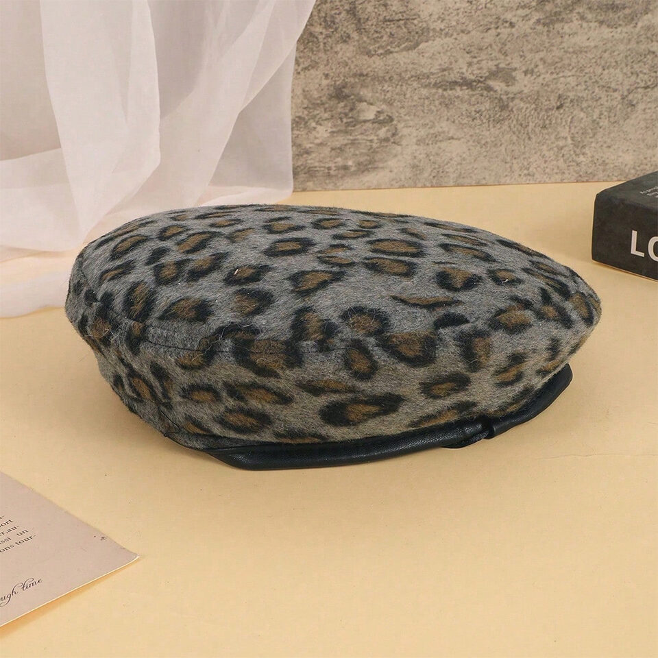 Men's And Women's Identical Leopard Print Texture PU