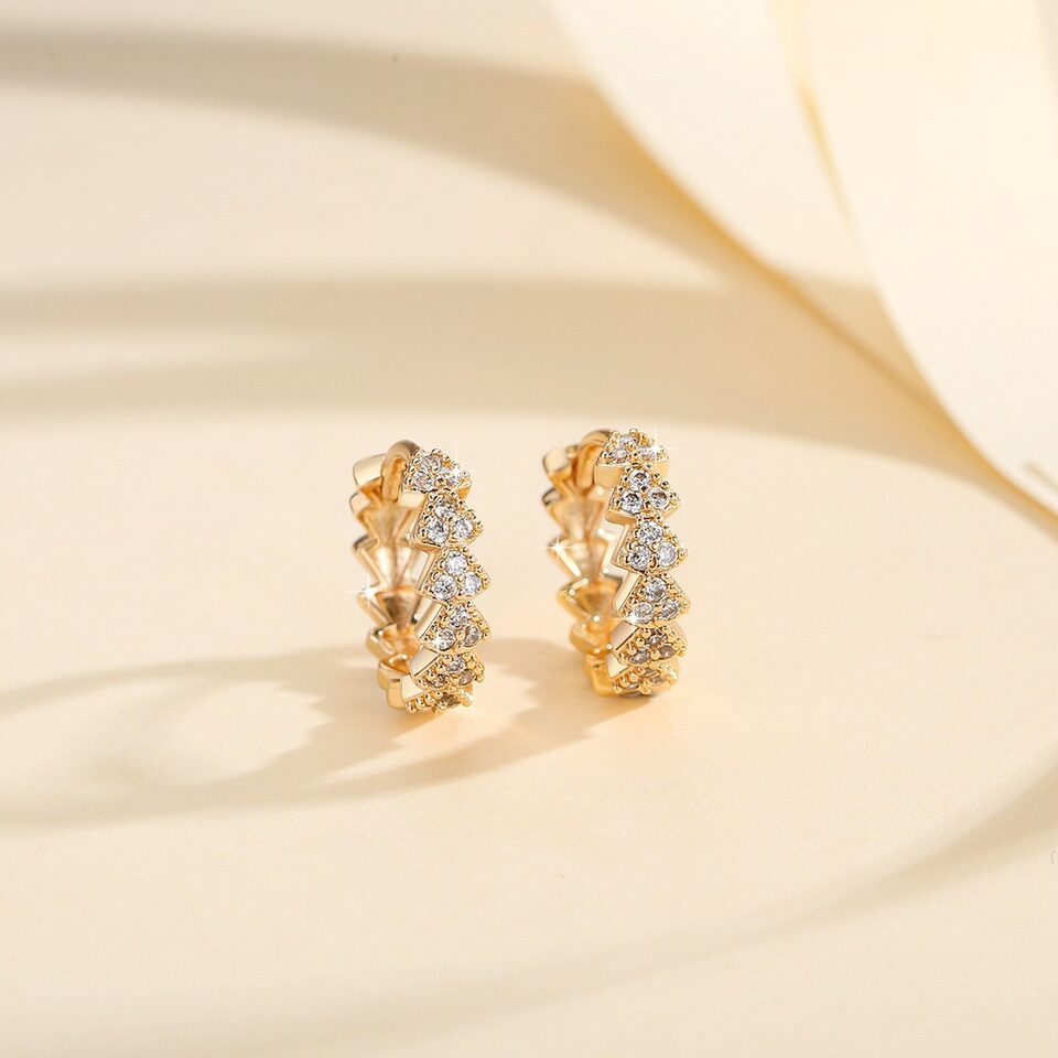 European And American Fashion Copper-plated Gold Inlaid Zircon