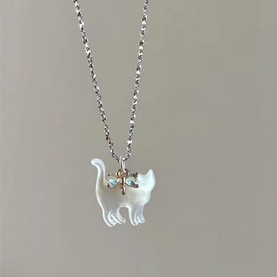 Fashion Jewelry Cute Transparent Cat Rhinestone Pendant Necklace