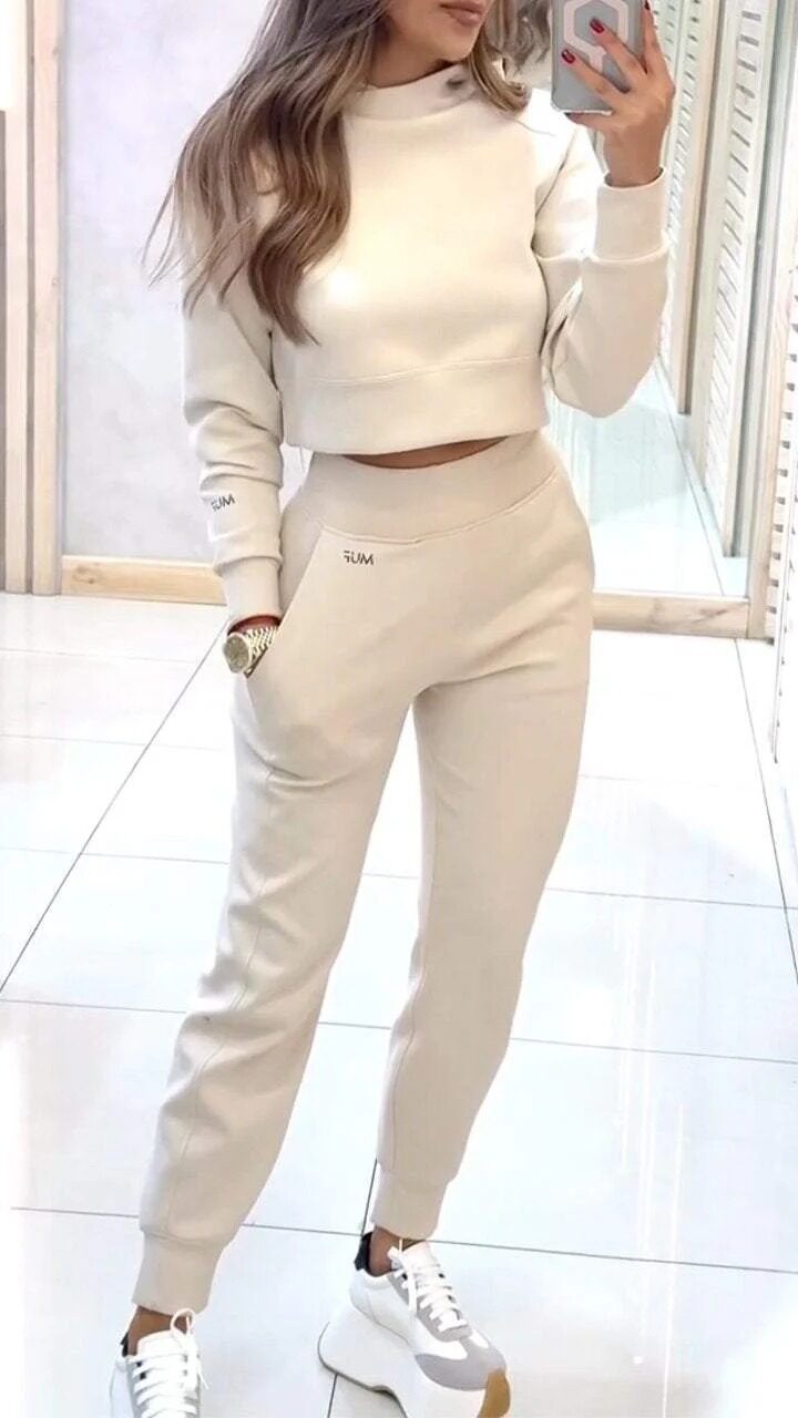 Stand Collar Sports Suit Fashion Pullover Long-sleeves Short