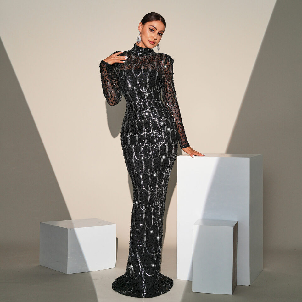 Long Sleeve Round Neck Slim-fit Sequined Banquet Evening