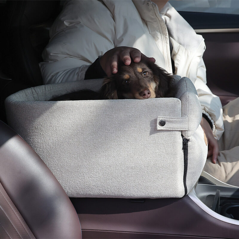 Car Central Dog Seat Bed Portable Carrier